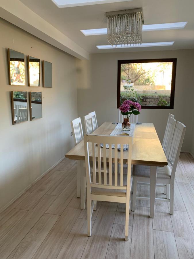 Agradable Casa En Condes 7 Personas Сasa de vacaciones Santiago de Chile